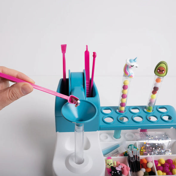 IDEA: L'ATELIER DES STYLOS