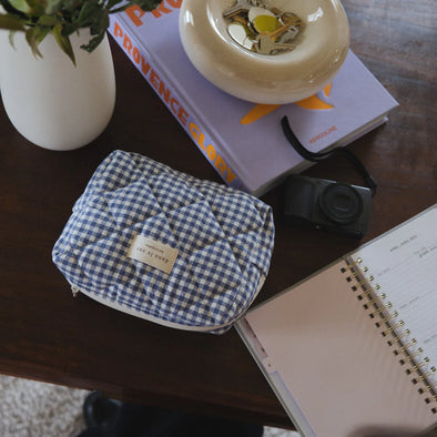 Dans le sac - Pochette matelassée en coton biologique - Collection Vichy Marine