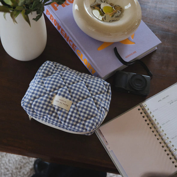 Dans le sac - Pochette matelassée en coton biologique - Collection Vichy Marine