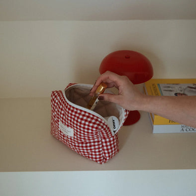 Dans le sac - Pochette matelassée en coton biologique - Collection Vichy Rouge