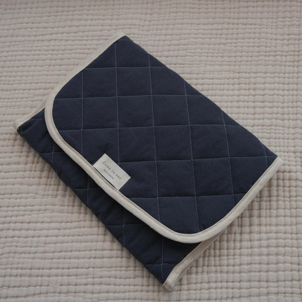 Dans le sac - Tapis de change Marine
