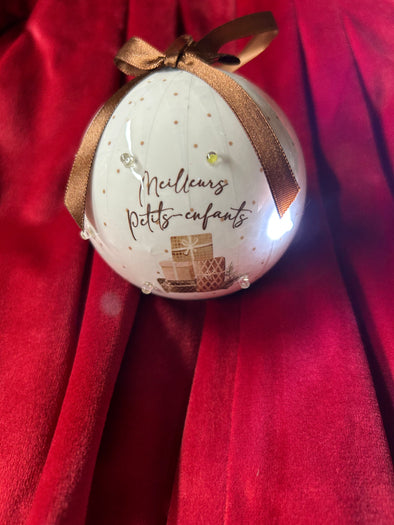 Ornement boule illum. meilleurs petits enfants